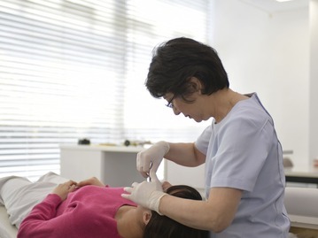 女性歯科医師のきめ細やかな治療